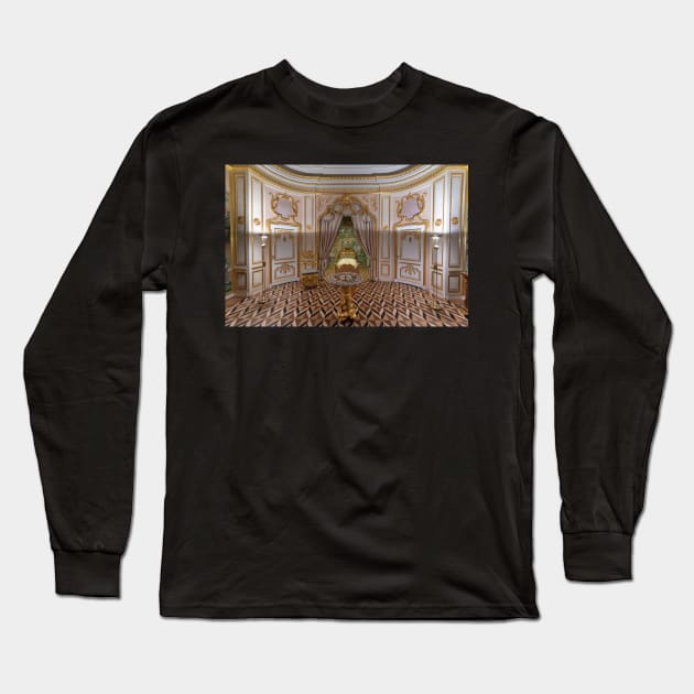 Peterhof Palace in Peterhof , Saint Petersburg, Russia Long Sleeve T-Shirt by mitzobs